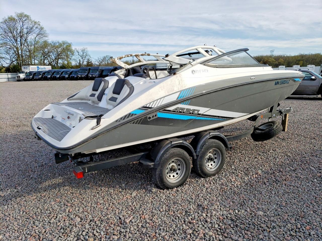 2020 Mahi AR210