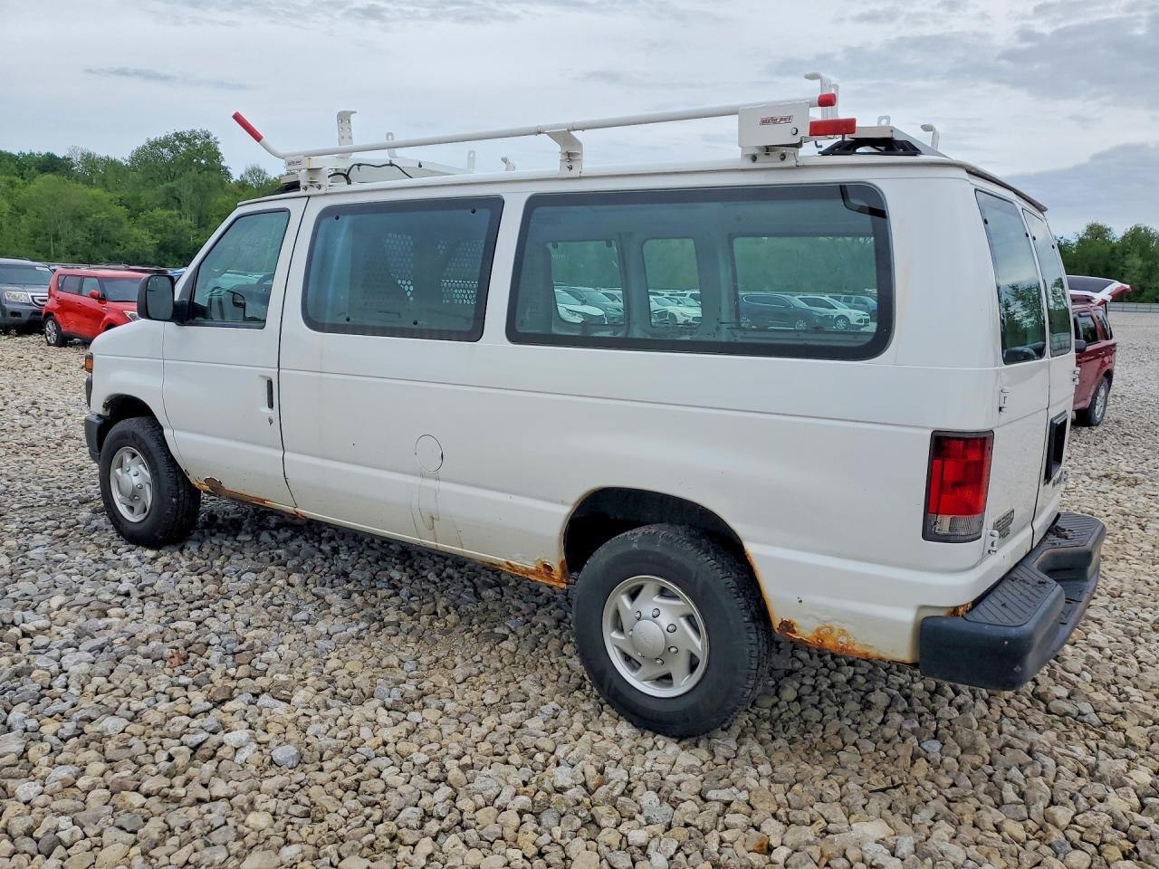 2014 Ford Econoline E250 van