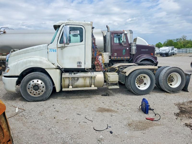 2008 Freigliner 2008 Freightliner Columbia 120 Semi Truck