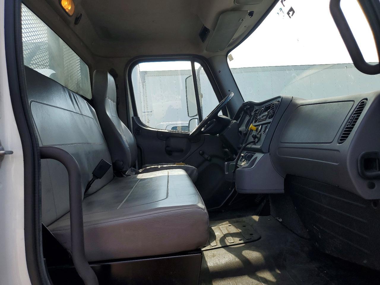 2016 Freightliner M2 106 Medium Duty