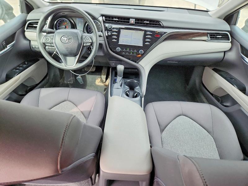 2019 Toyota Camry le