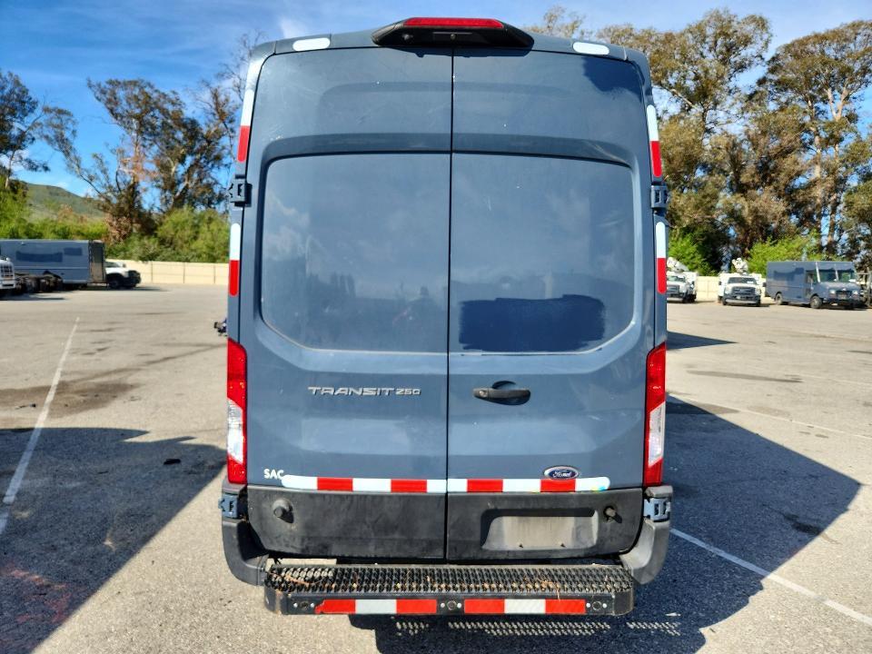 2020 Ford Transit T-250