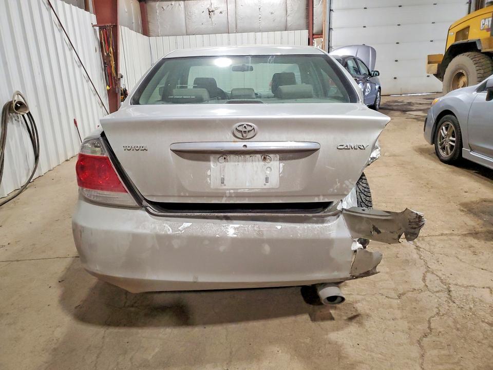 2006 Toyota Camry Standard