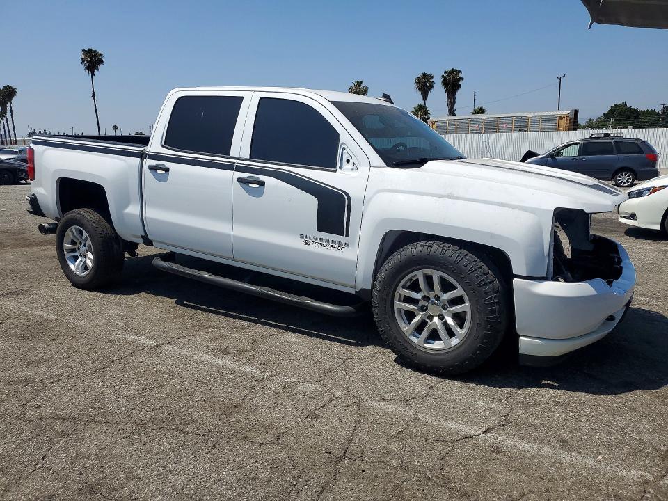 2018 Chevrolet Silverado C1500 Custom
