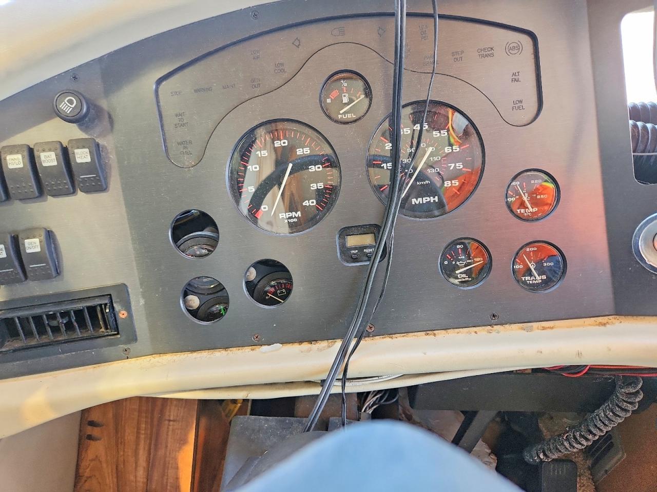 2001 Roadmaster RV