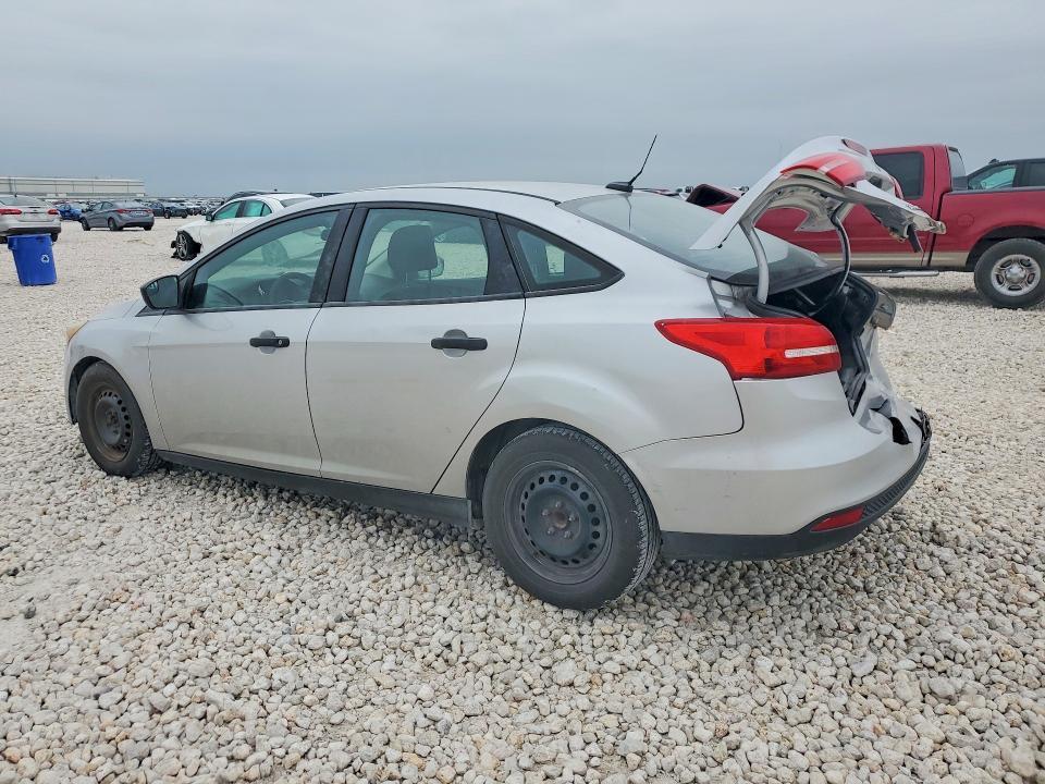 2015 Ford Focus s