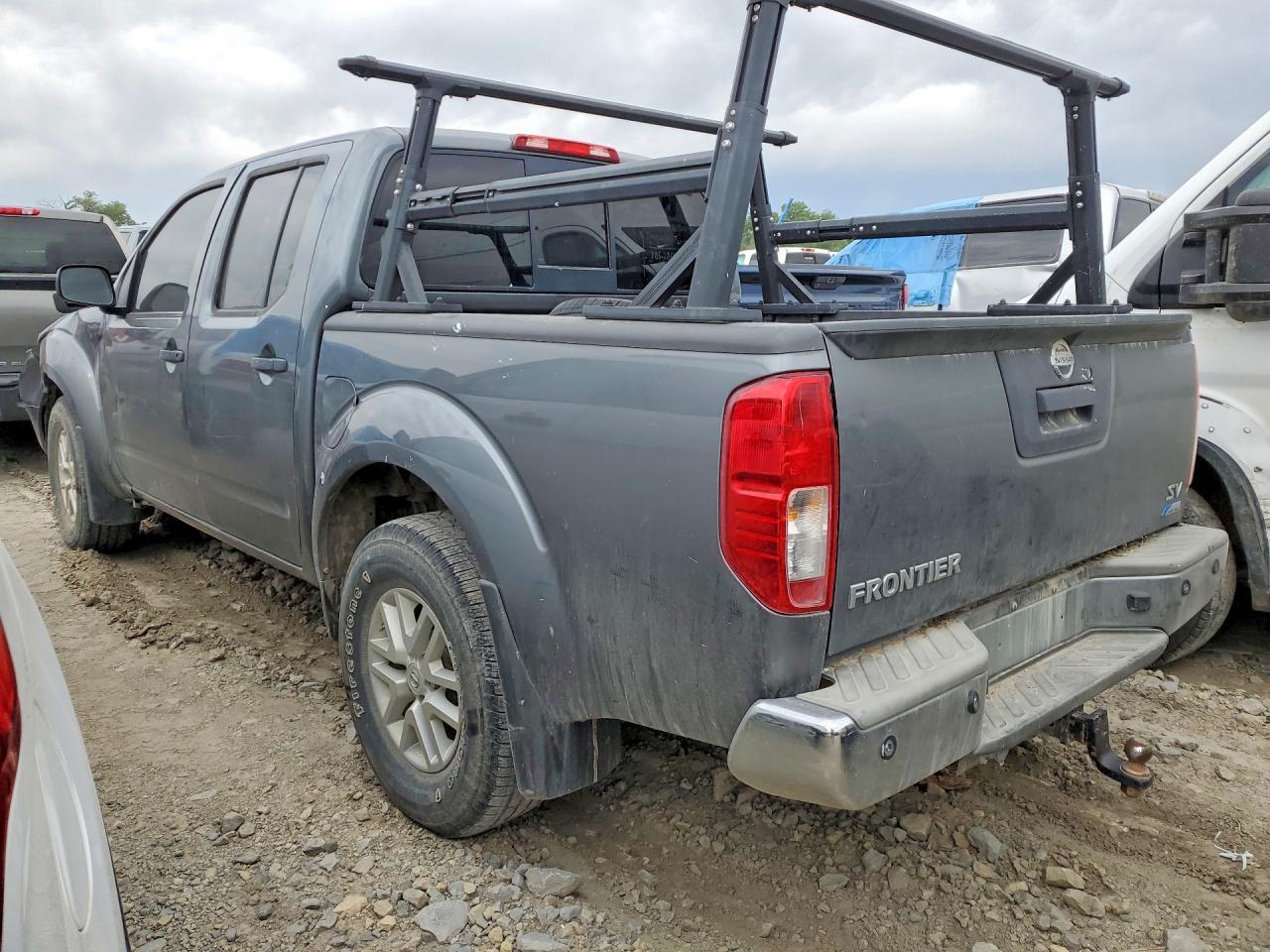 2017 Nissan Frontier SV