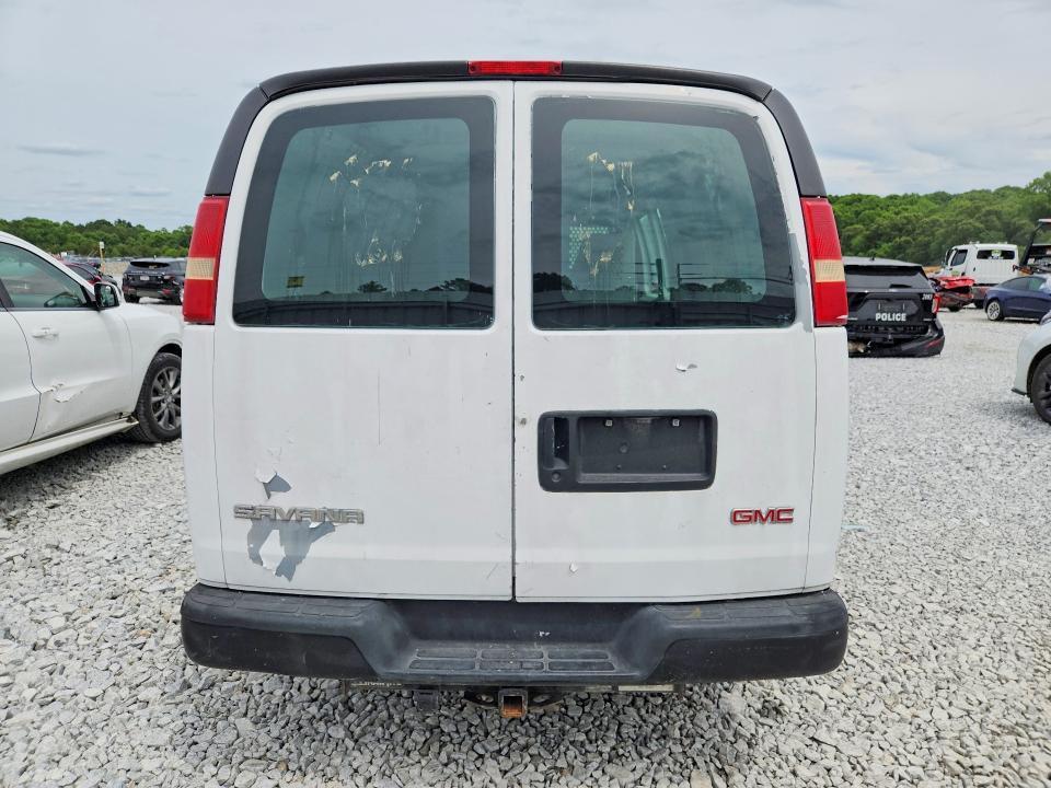 2005 GMC Savana G2500