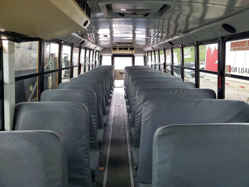 2011 Freightliner Chassis B2B