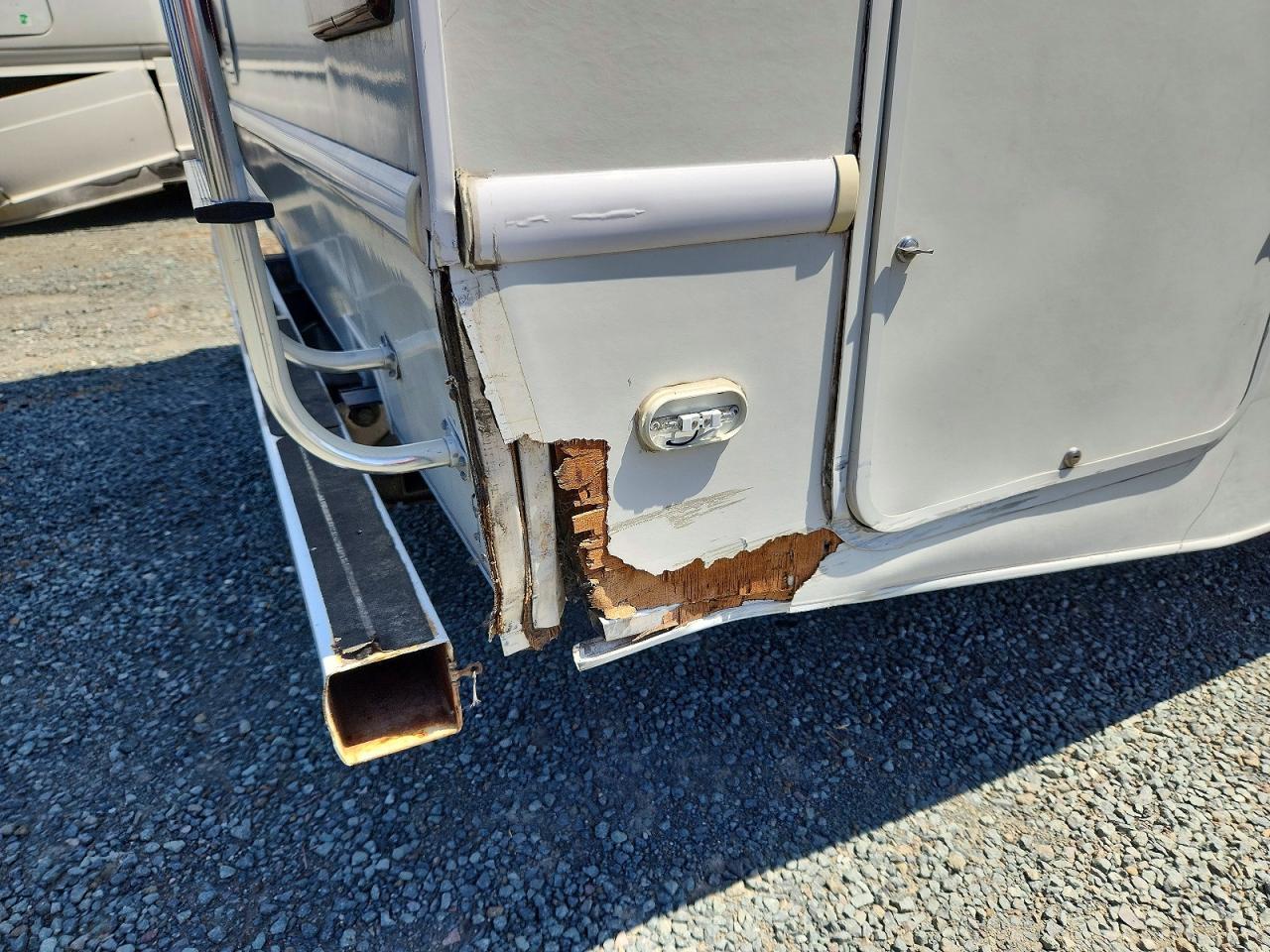 2006 Ford E450 Camper