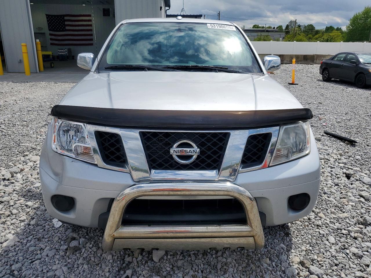 2013 Niss Frontier S