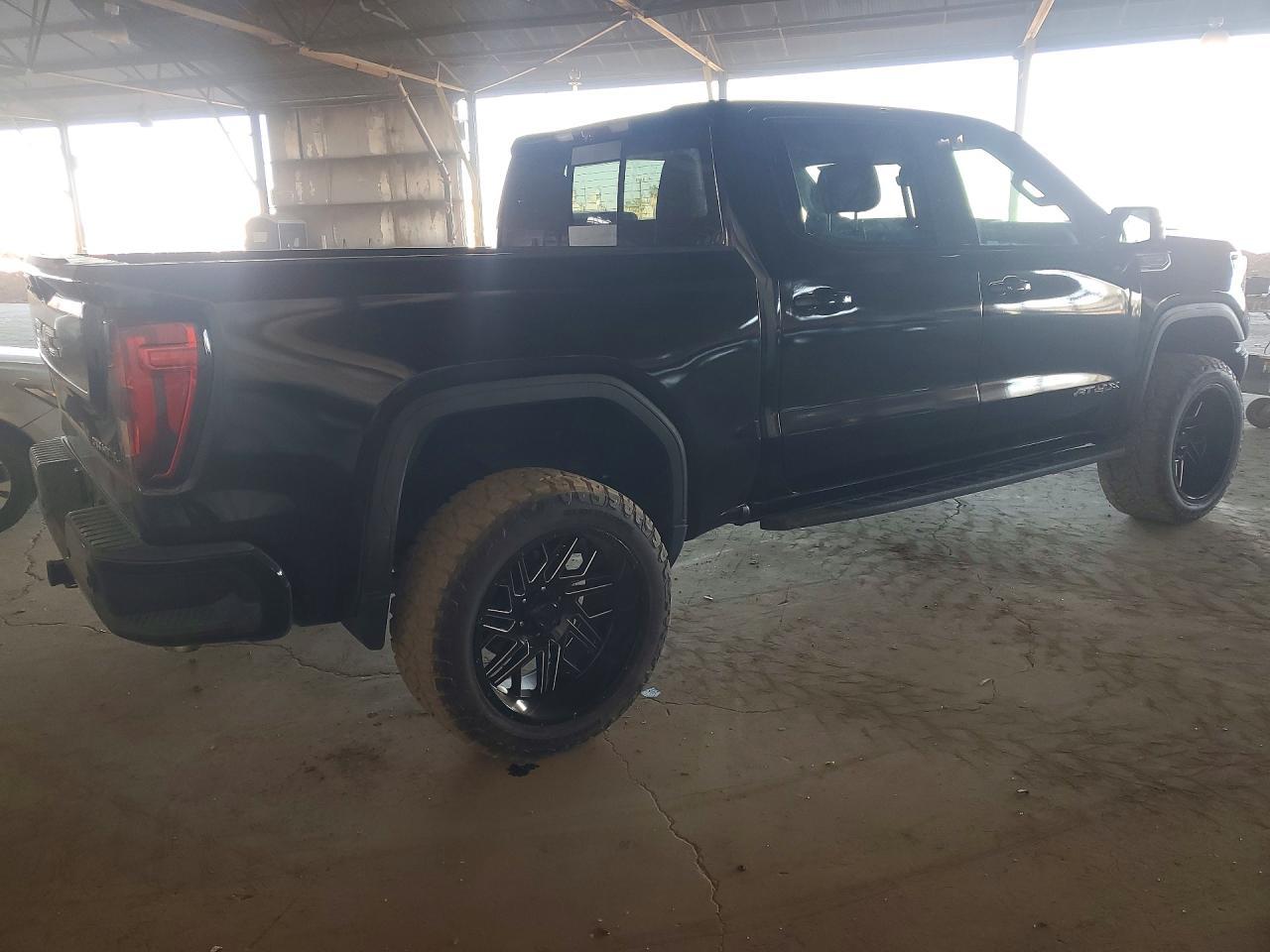 2026 GMC Sierra K1500 AT4X