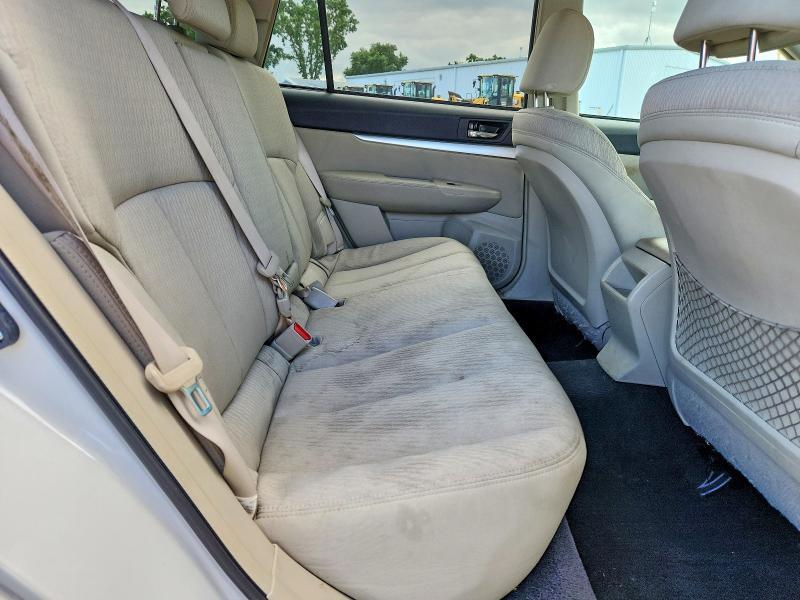 2010 Subaru Outback 2.5i Premium