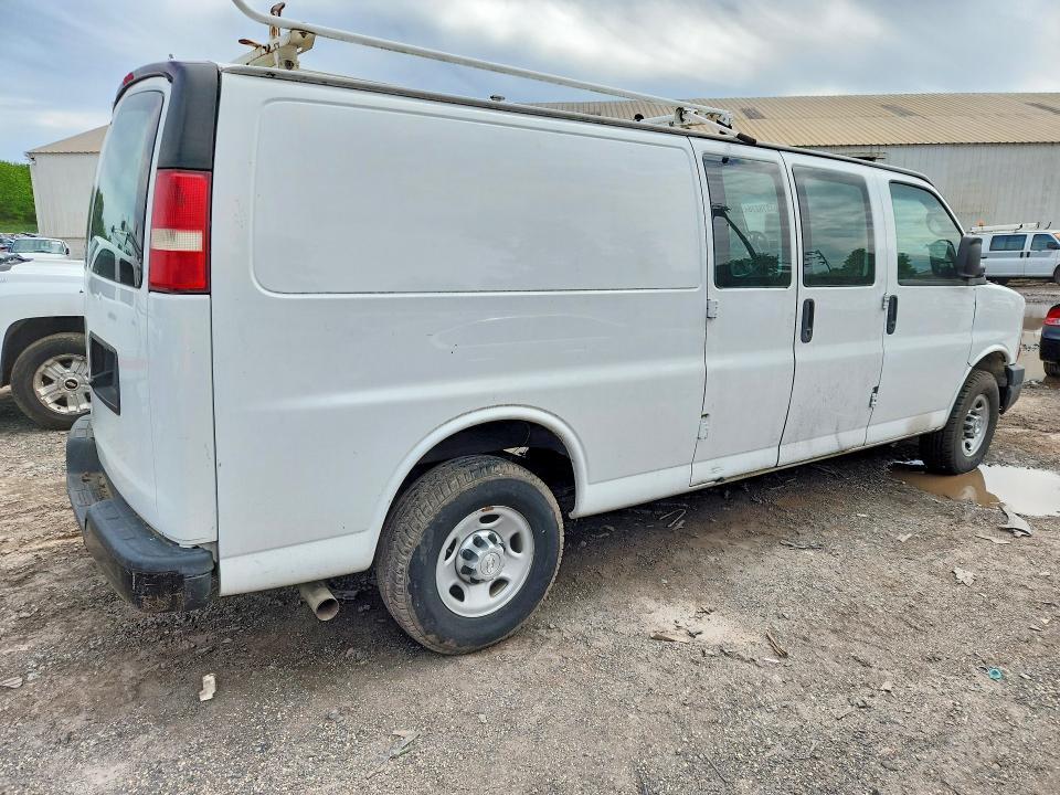2015 Chevrolet Express G2500