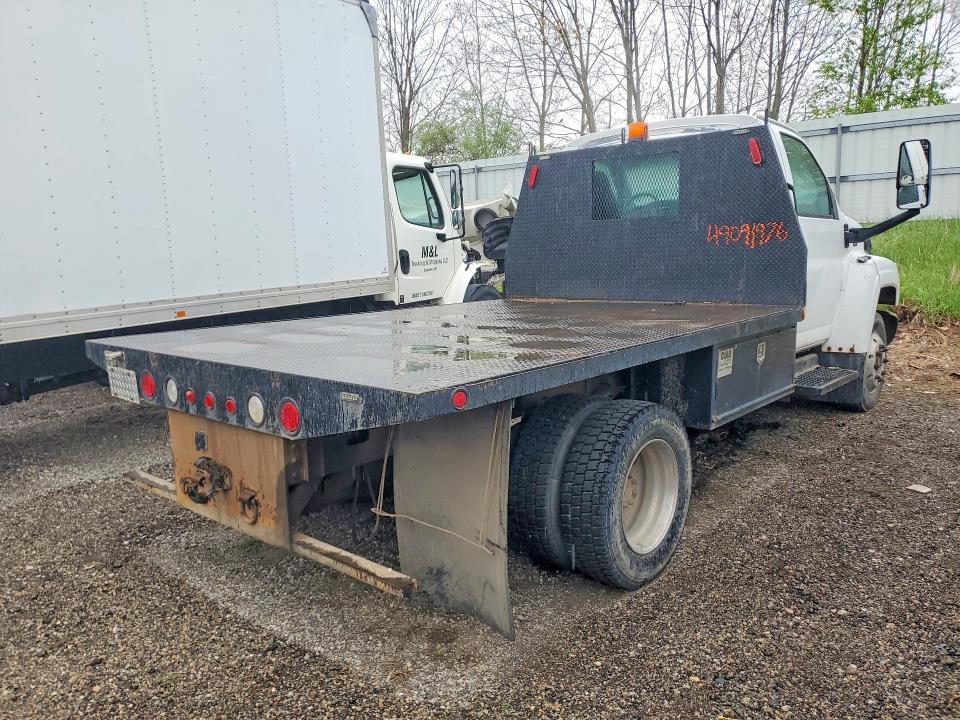 2008 GMC C5500 Flatbed Truck