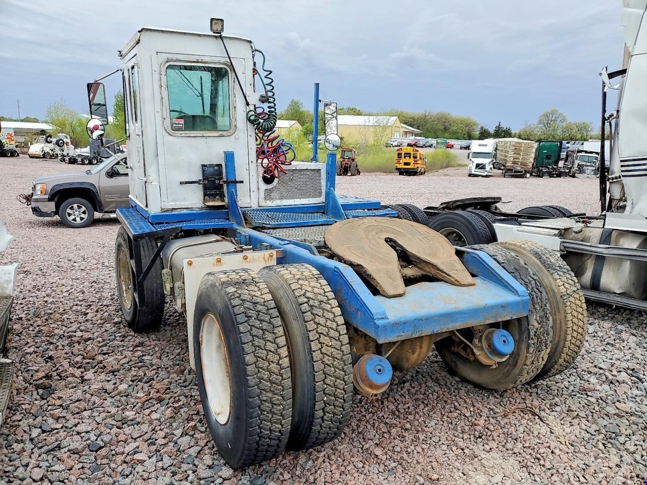 1972 Ottawa Yard Truck