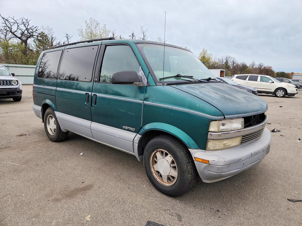 1998 Chev Astro