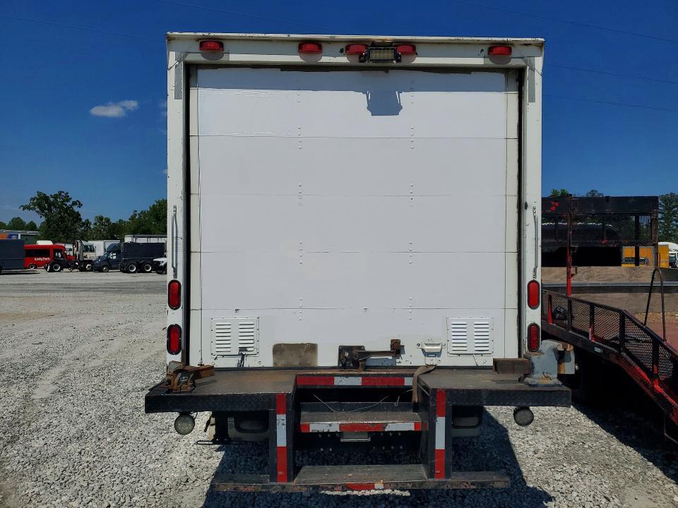 2007 Isuzu NRR-BOX Truck