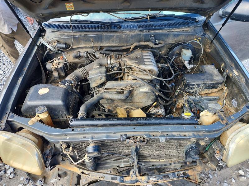 2003 Toyota Tundra Base