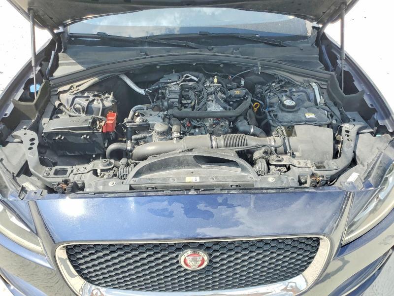 2018 Jaguar F-pace Premium