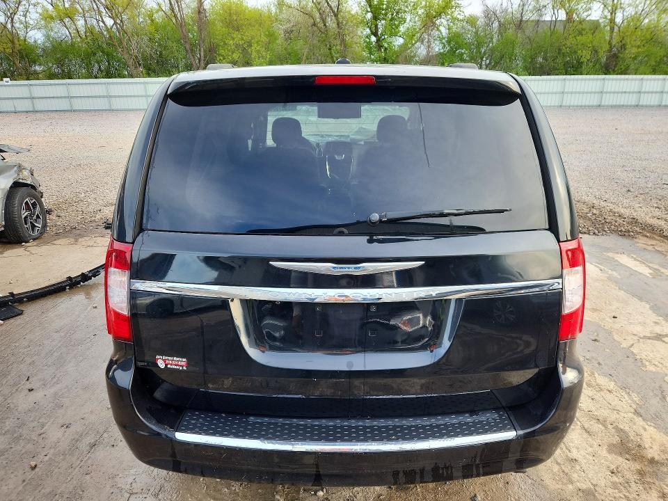 2015 Chrysler Town & Country Touring