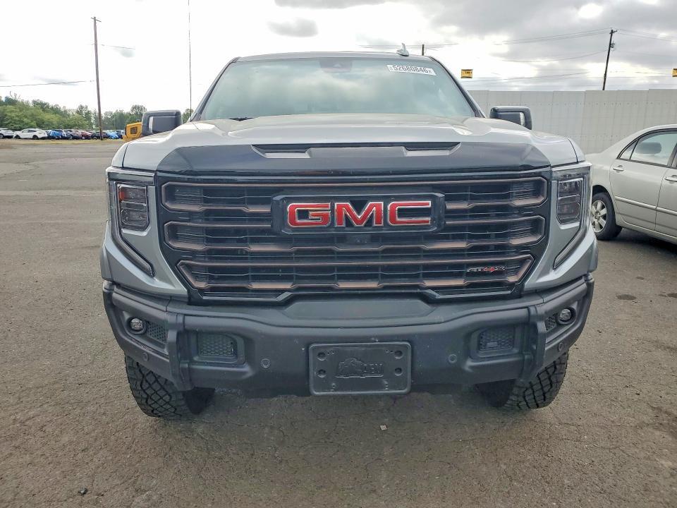 2026 GMC Sierra K1500 AT4X