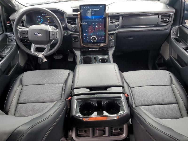 2024 Ford F150 Lightning Lariat