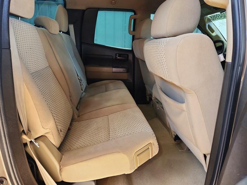 2011 Toyota Tundra Double cab SR5
