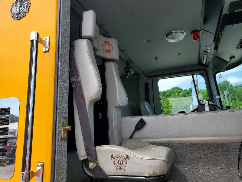 2001 Hendrickson Firetruck-Pumper Fire Truck