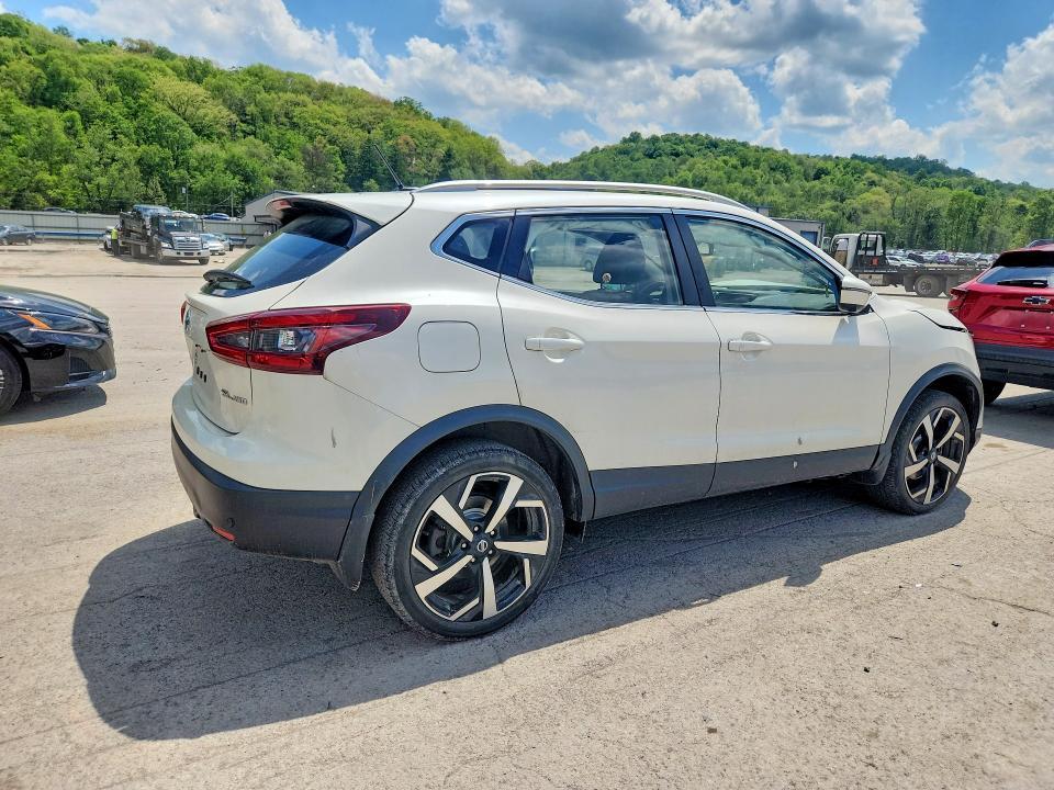 2021 Nissan Rogue Sport sl