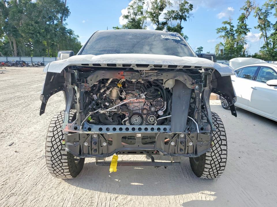 2025 GMC Sierra K1500 AT4X