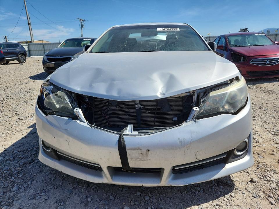 2014 Toyota Camry se