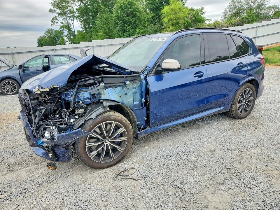 2021 BMW X5 M50i