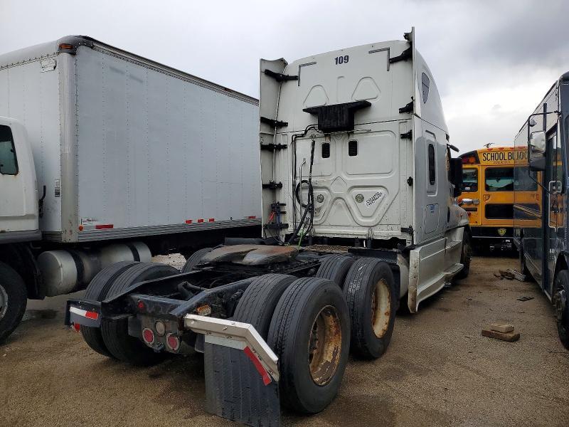 2016 Freigliner 2016 Freightliner Cascadia 125 Semi Truck