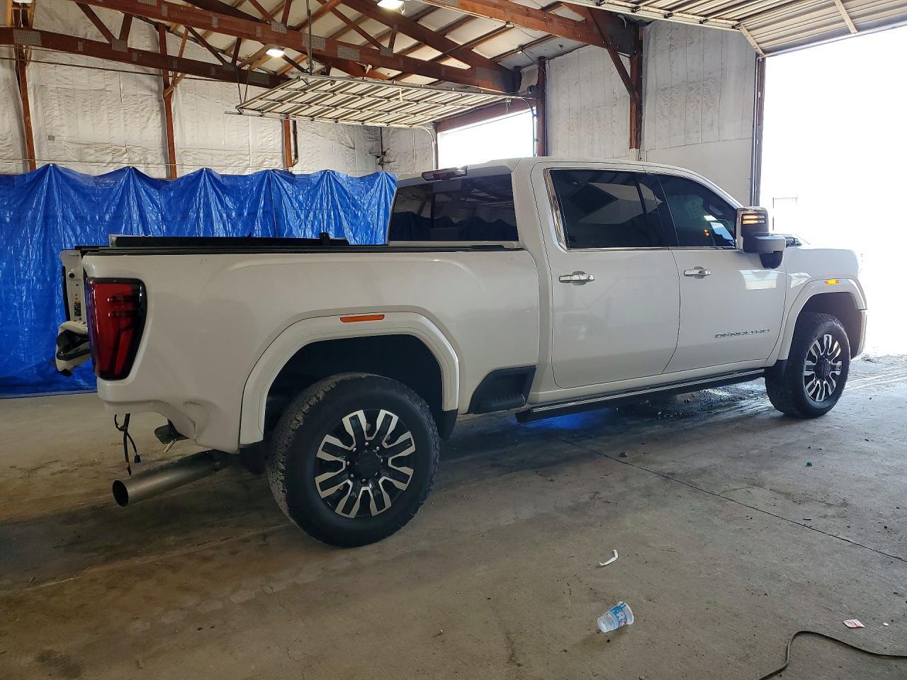 2025 GMC Sierra K2500 Denali Ultimate