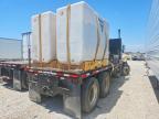2006 Peterbilt 379 Flatbed Truck