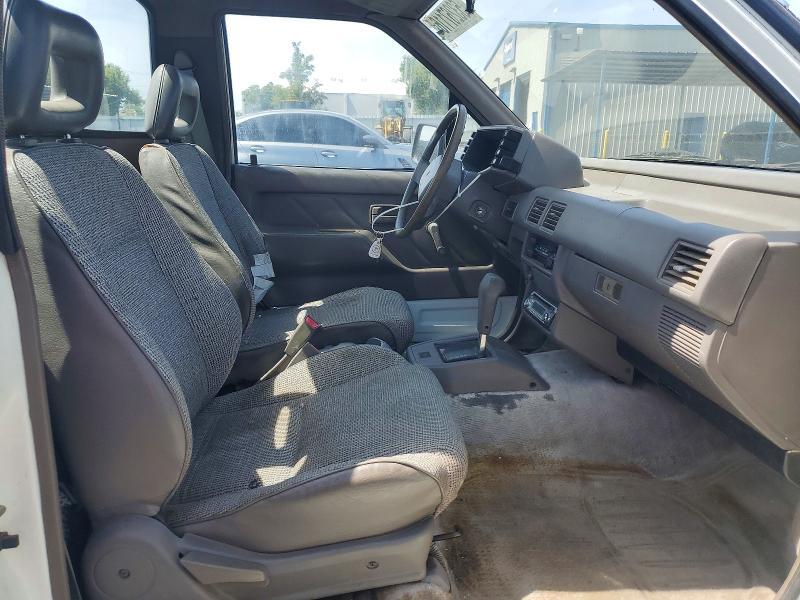 1990 Isuzu Conventional Short BED