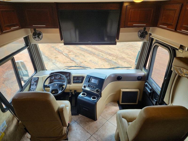 2015 Freightliner Chassis XC