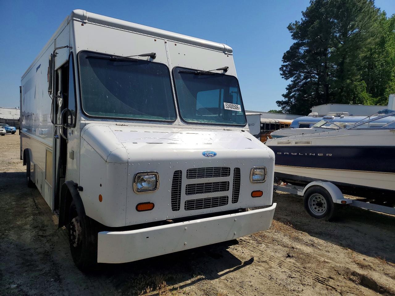 2012 Ford F59