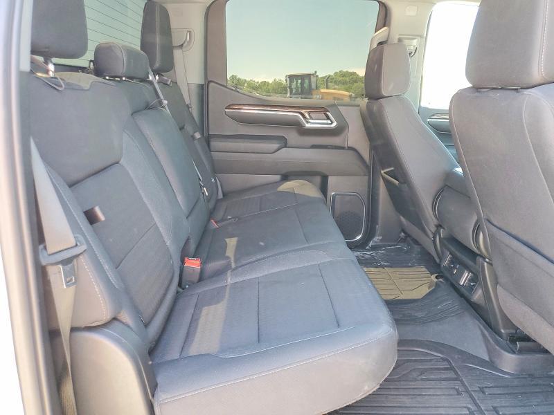 2024 GMC Sierra K1500 Elevation