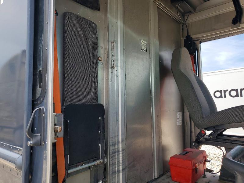 2021 Freigliner 2021 Freightliner MT45 Chassis Delivery Truck