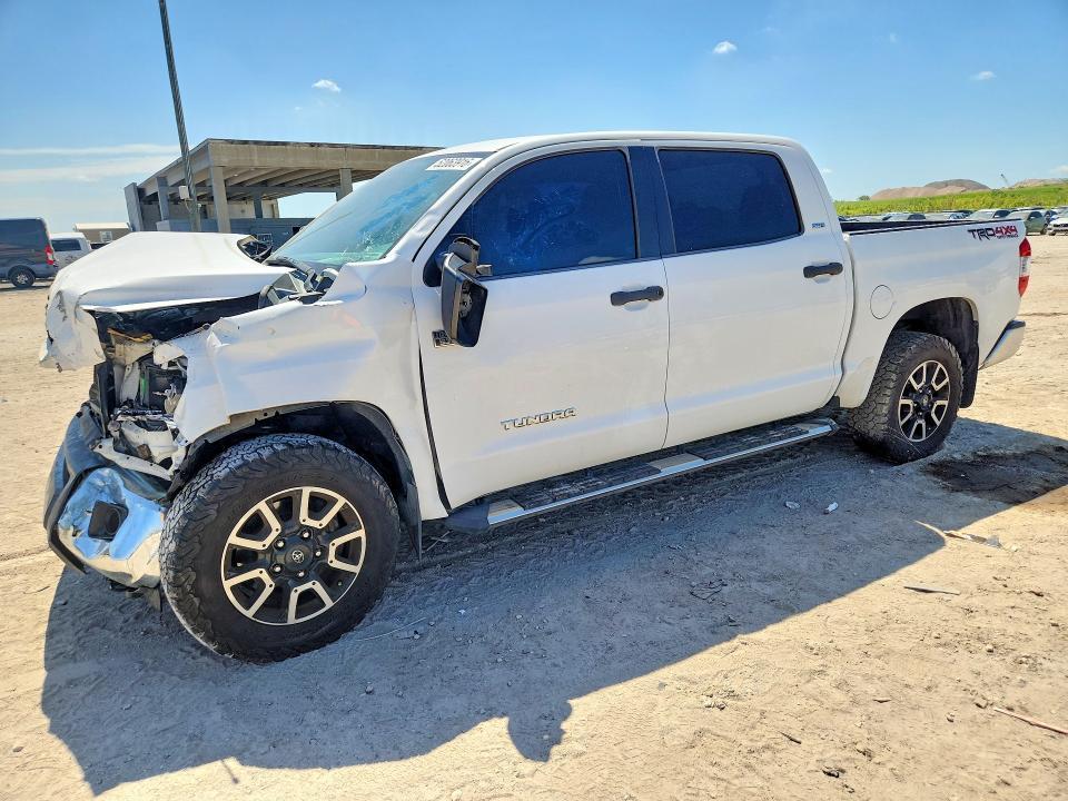 2017 Toyota Tundra SR5
