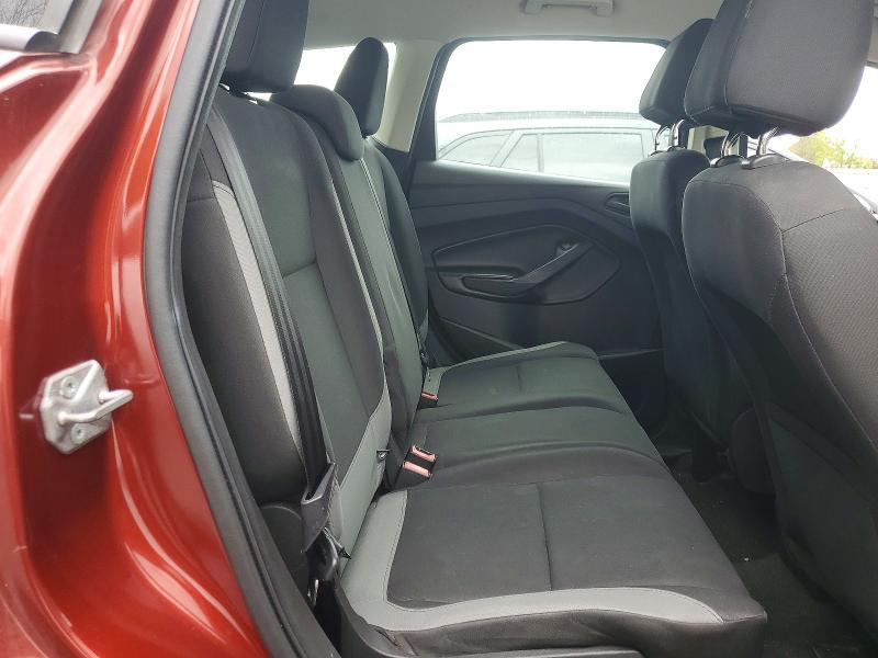 2014 Ford Escape s