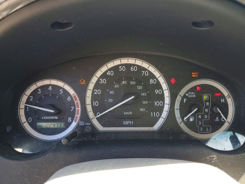2004 Toyota Sienna le 8 Passenger