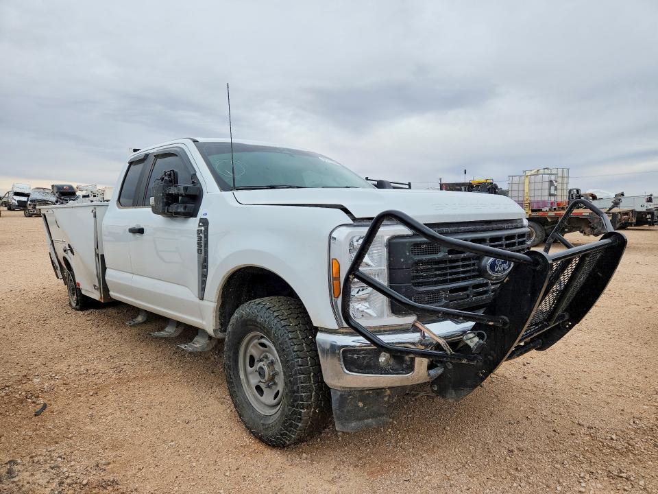 2024 Ford F350 Super Duty Utility / Service Truck