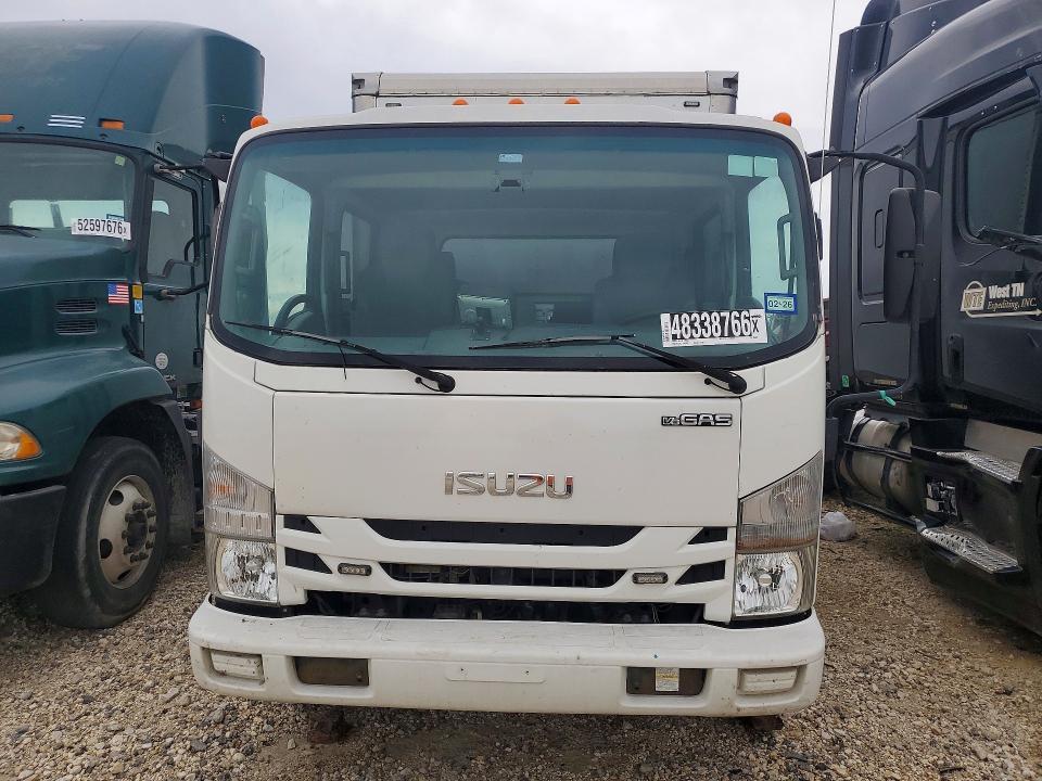 2017 Isuzu NPR HD BOX Truck