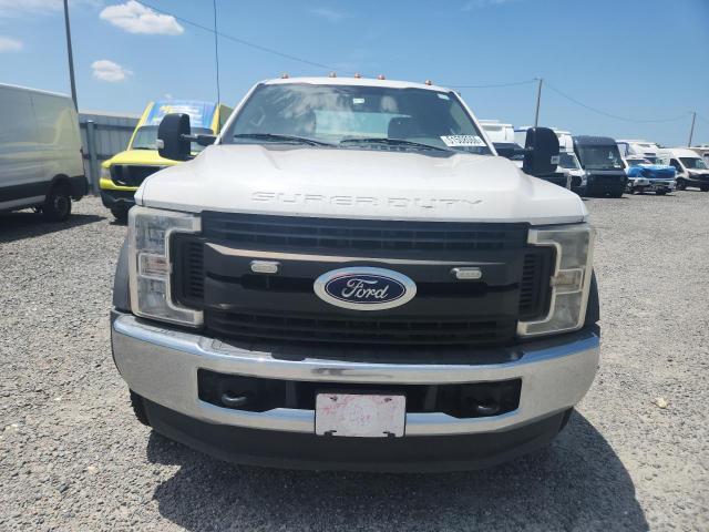 2019 Ford F450 Super-Semi Truck