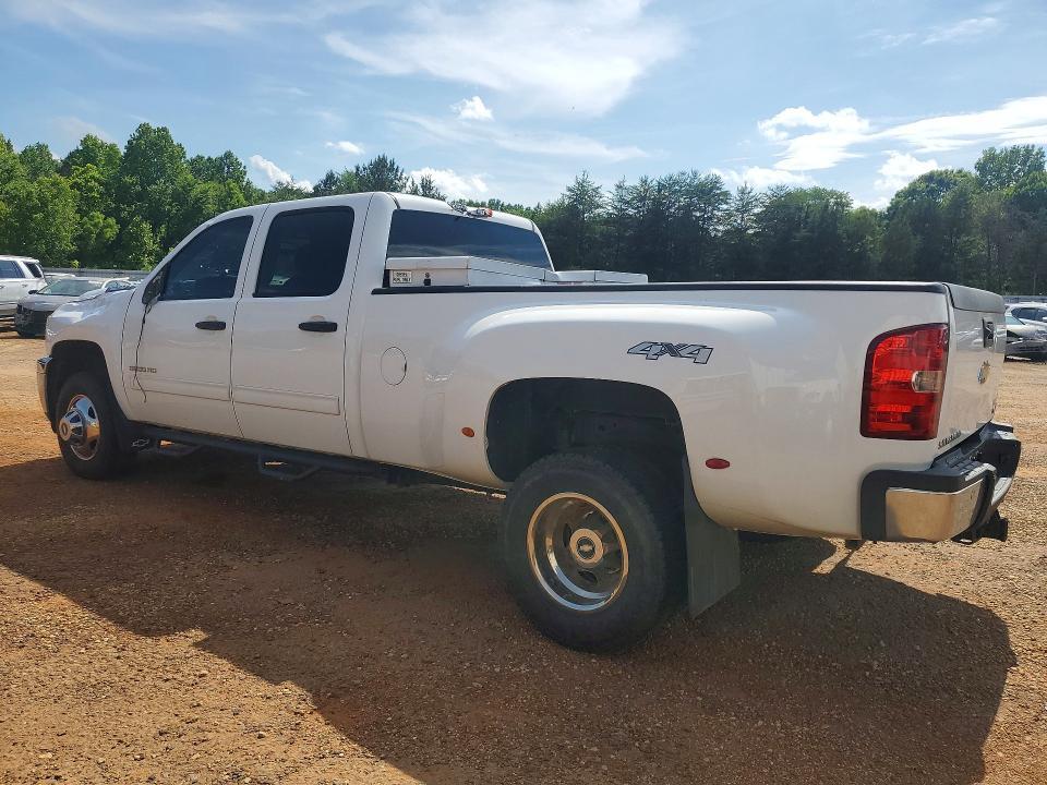 2014 Chevrolet Silverado K3500 lt