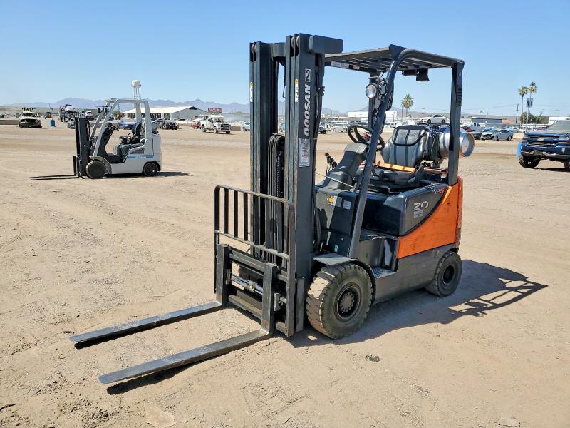 2015 Doosan Forklift