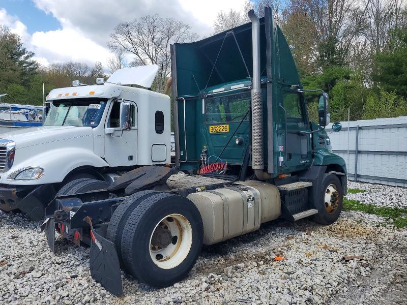 2017 Mack CXU612 Semi Truck